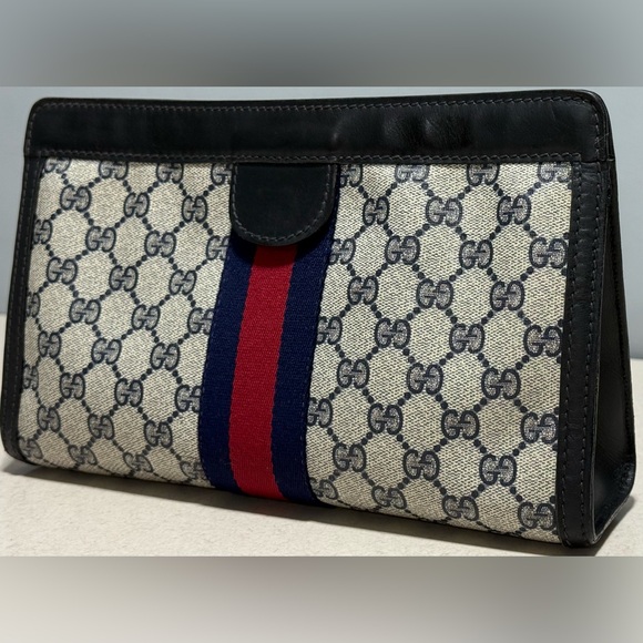 GUCCI Vintage GG Canvas Sherry Line Clutch - Picture 2 of 16
